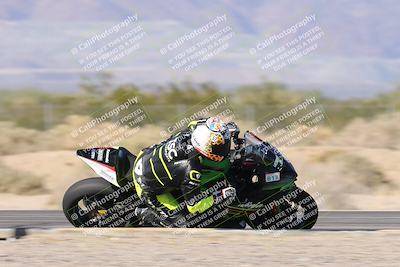 media/Dec-04-2025-Racers Edge (Thu) [[5ebc9f124d]]/3-B Group/5-Session 2 Turn 2 inside Speed Pans/